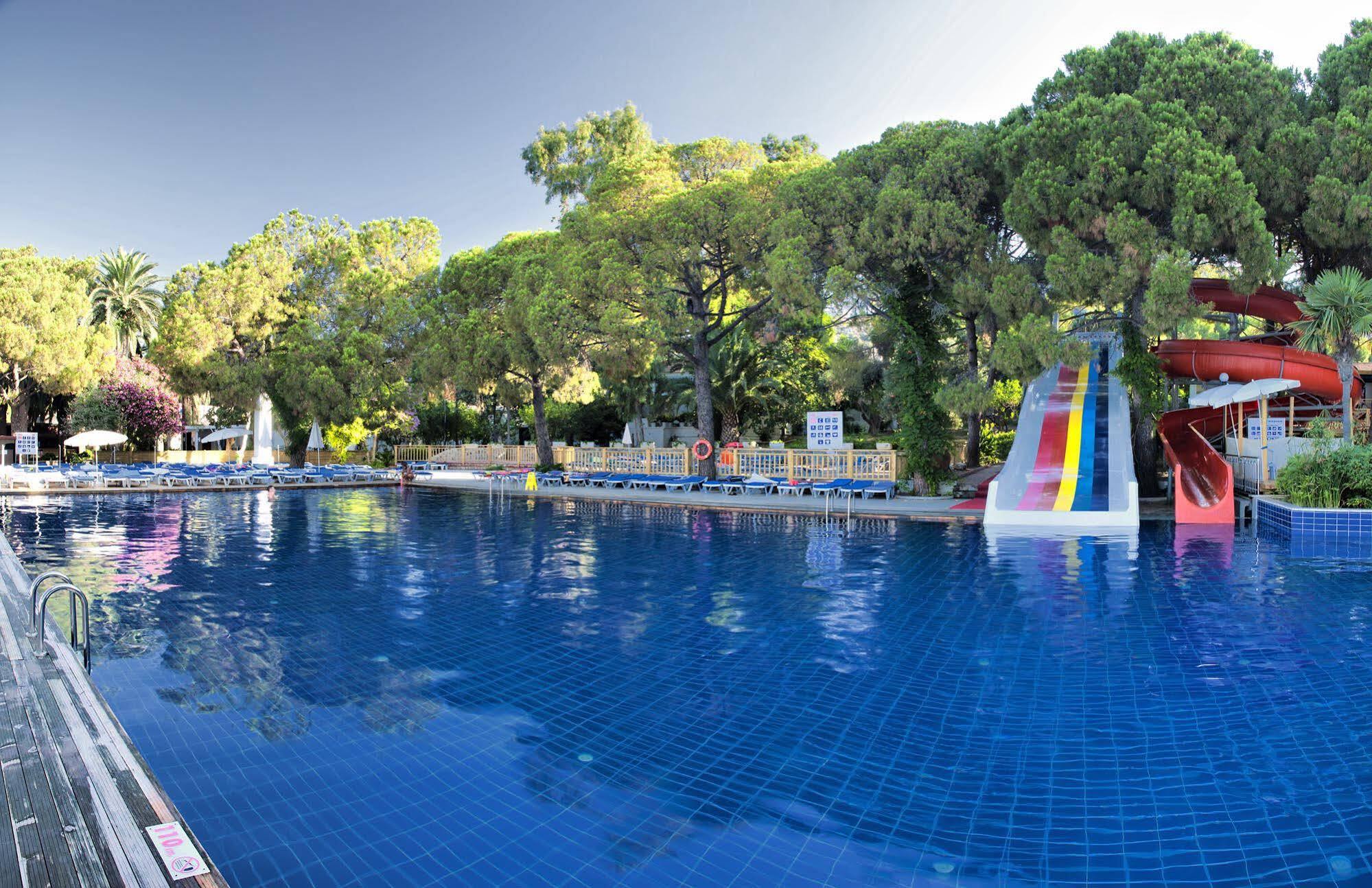 Omer Holiday Resort Кушадасы Экстерьер фото
